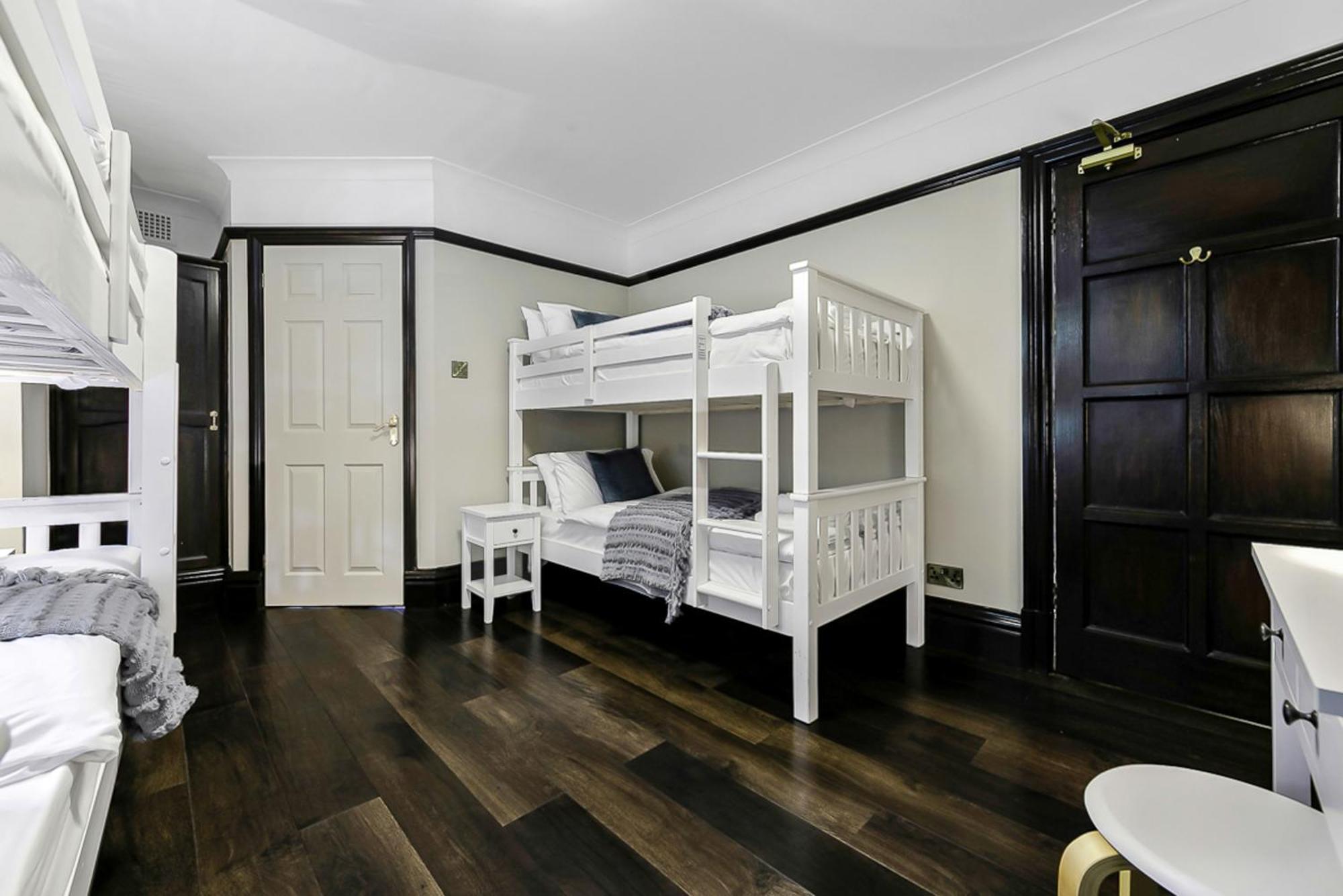 Tudor Grange บอร์นมัธ ภายนอก รูปภาพ